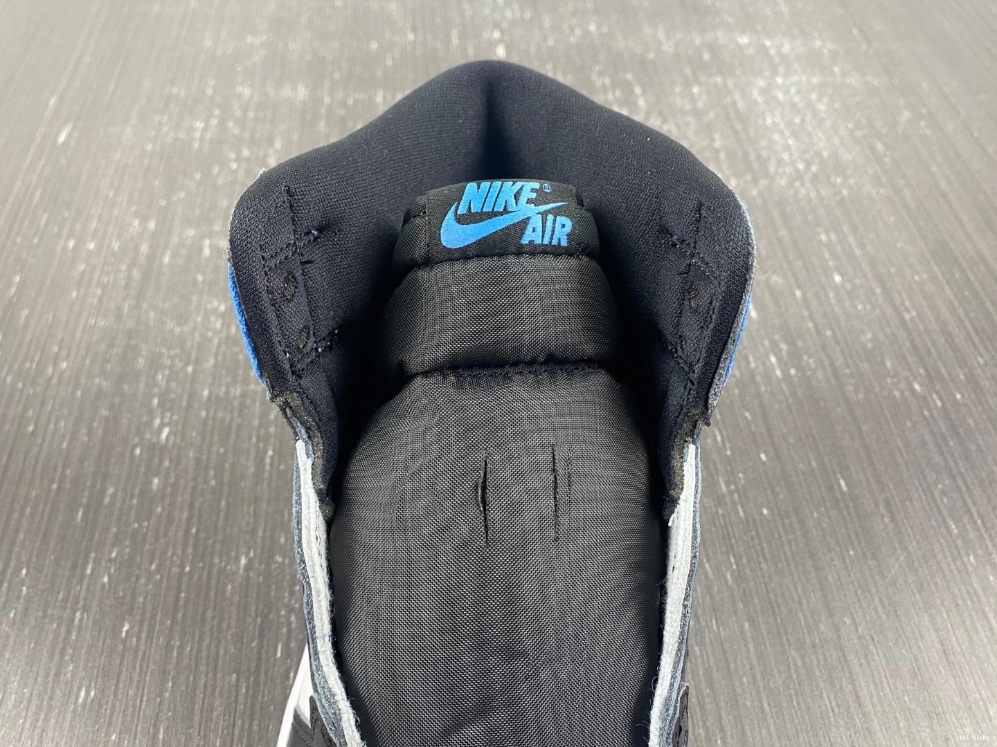 High 1 Jordan University OG DZ5485-400 Blue Air 1222